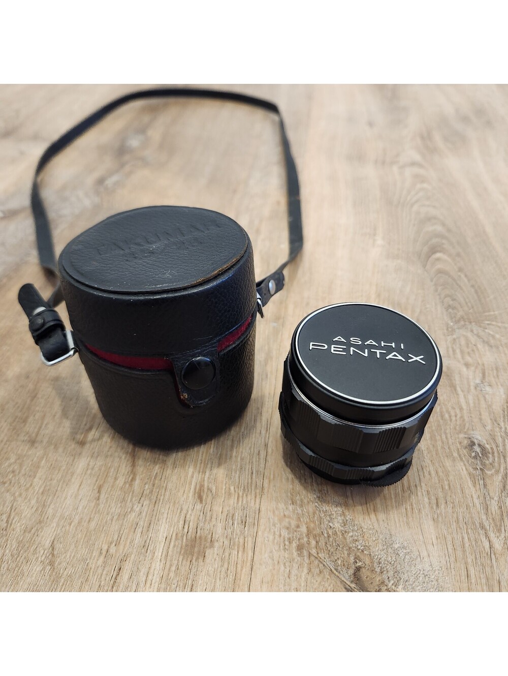 Asahi Pentax Super Takumar Multi-Coated 1:3.5/28 Camera Lens + Case